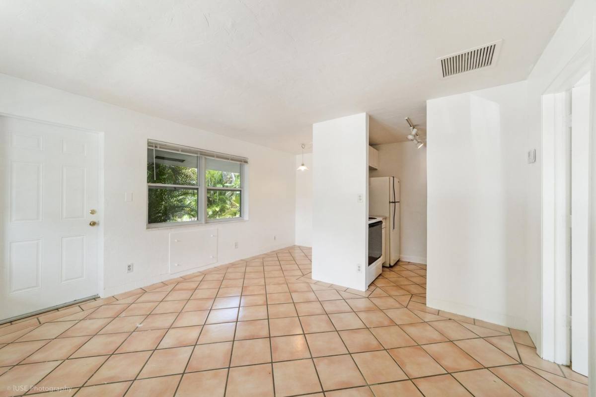 House for rent at 924 NE 17th Terrace, Fort Lauderdale, FL 33304