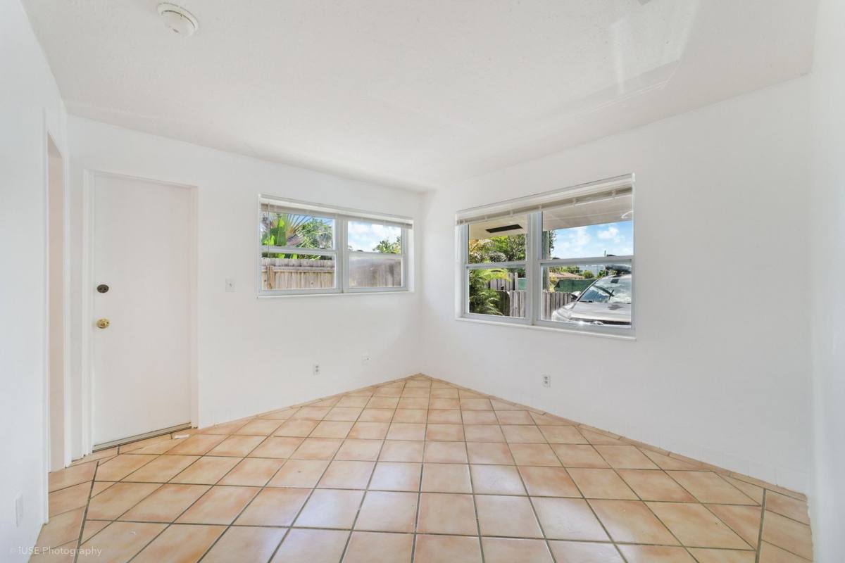 House for rent at 924 NE 17th Terrace, Fort Lauderdale, FL 33304