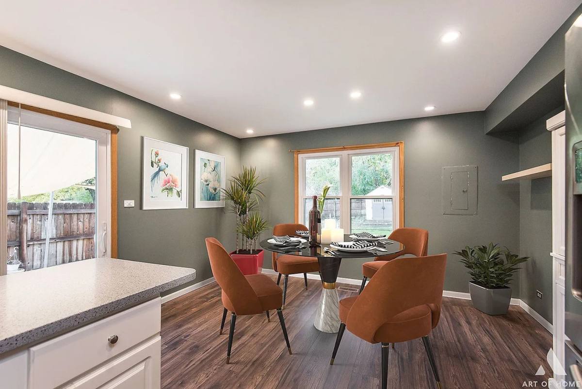 Townhouse for rent at 521 Milton Dr, Naperville, IL 60563