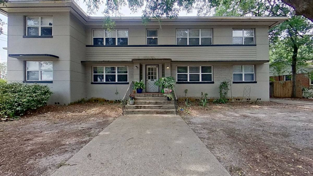Apartment for rent at 1464 Holmesdale Rd, Jacksonville, FL 32207
