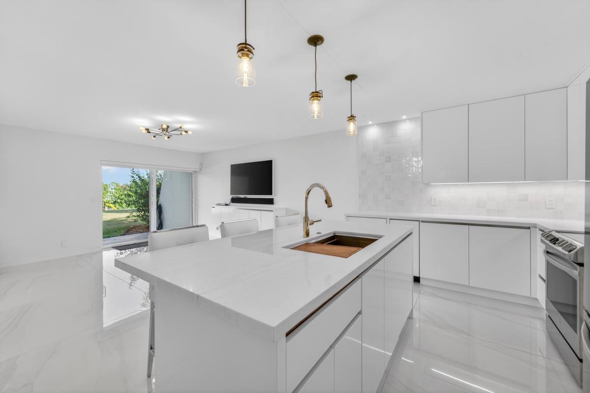Condo for rent at 725 Hummingbird Way #103, North Palm Beach, FL 33408