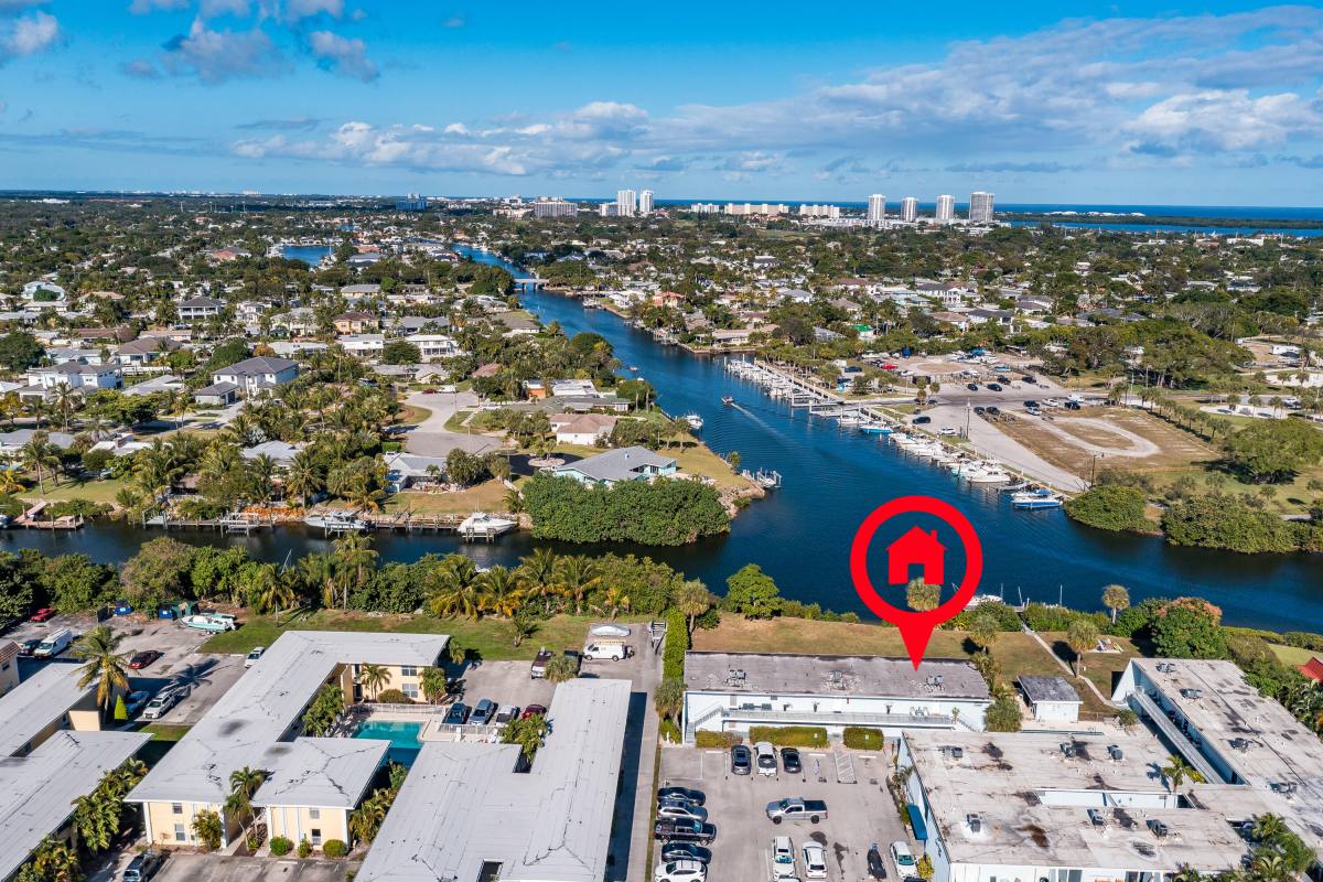 Condo for rent at 725 Hummingbird Way #103, North Palm Beach, FL 33408