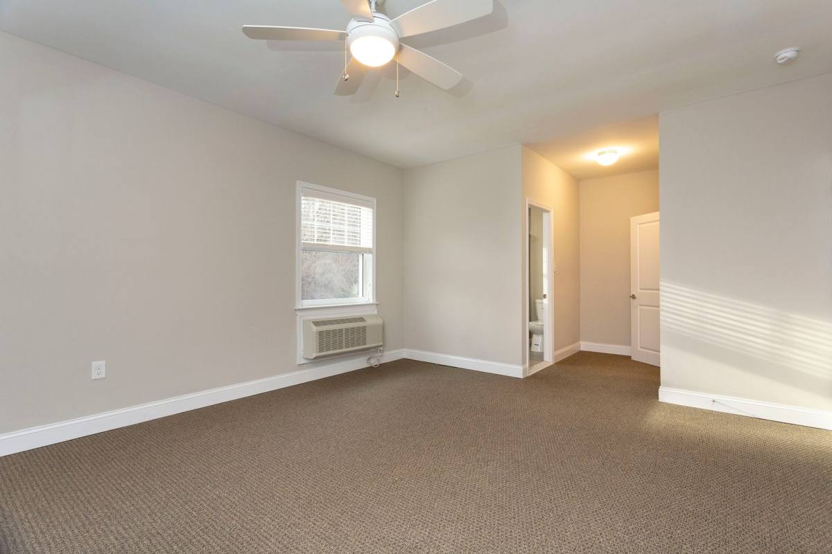 Apartment for rent at 313 Creek Dr, Wayne, PA 19087