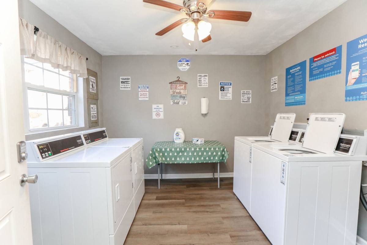 Apartment for rent at 1203 Hillside Ave, Norfolk, VA 23503