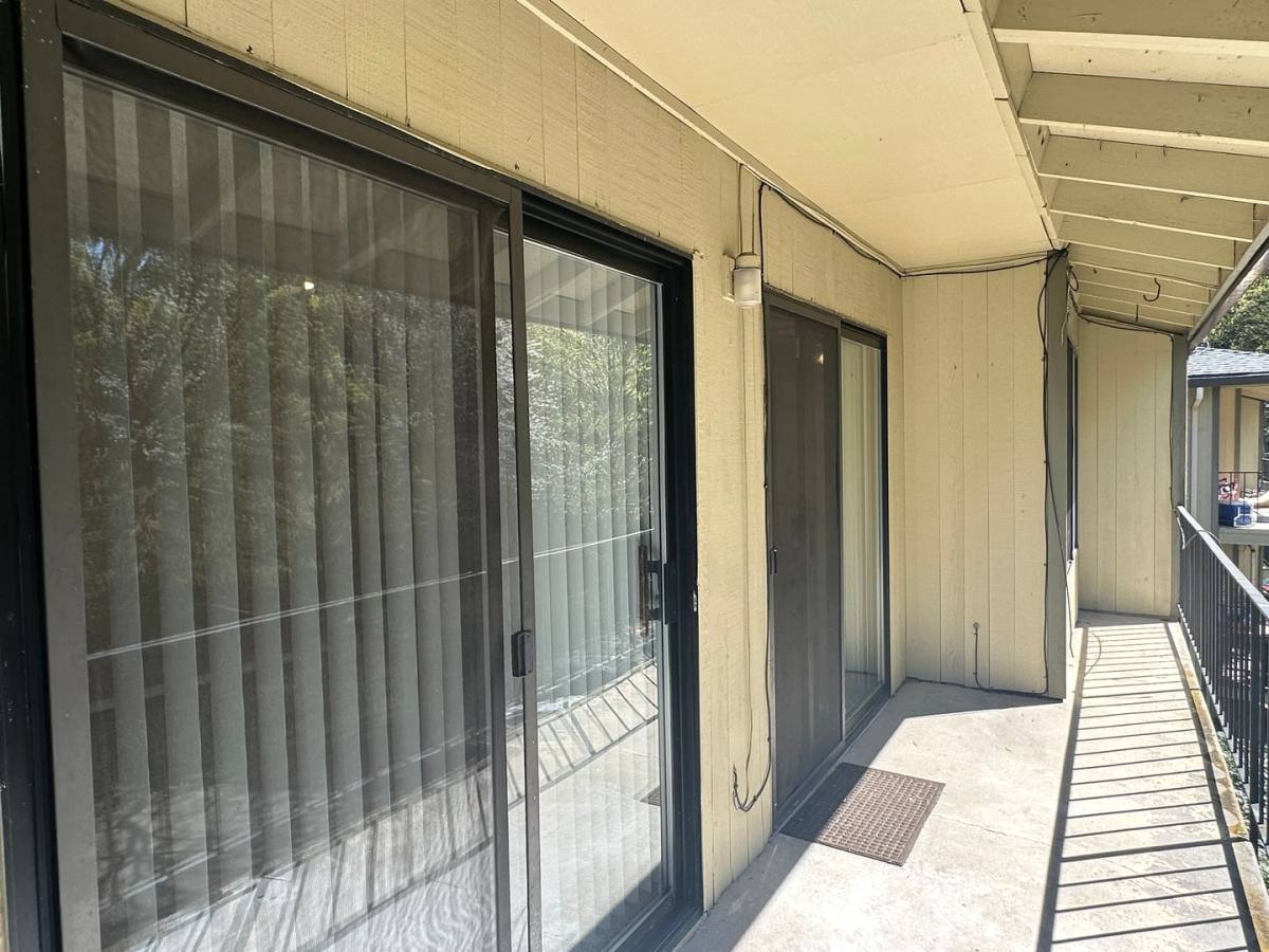 Apartment for rent at 2700-2728 SW Beaverton Hillsdale Highway, Portland, OR 97239