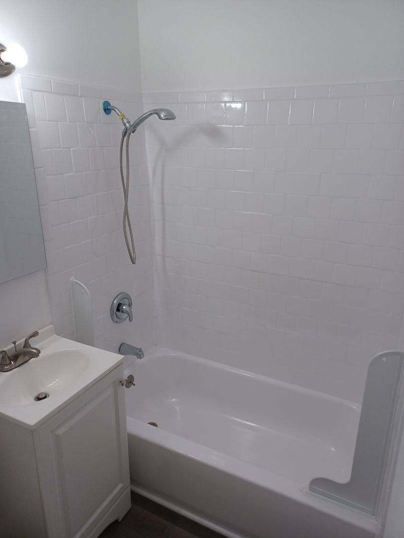 Apartment for rent at 1410 S Minnie St, Santa Ana, CA 92707