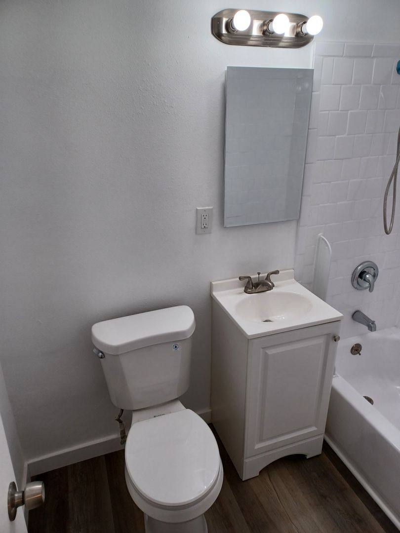 Apartment for rent at 1410 S Minnie St, Santa Ana, CA 92707
