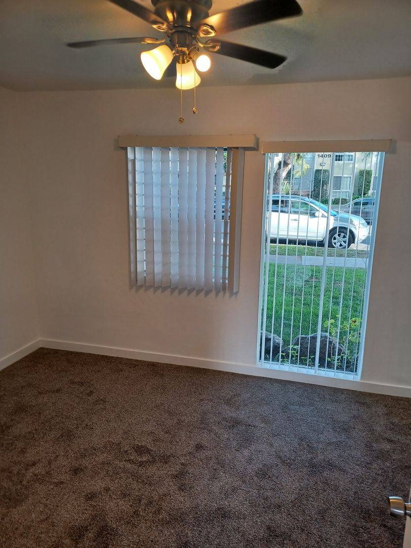 Apartment for rent at 1410 S Minnie St, Santa Ana, CA 92707