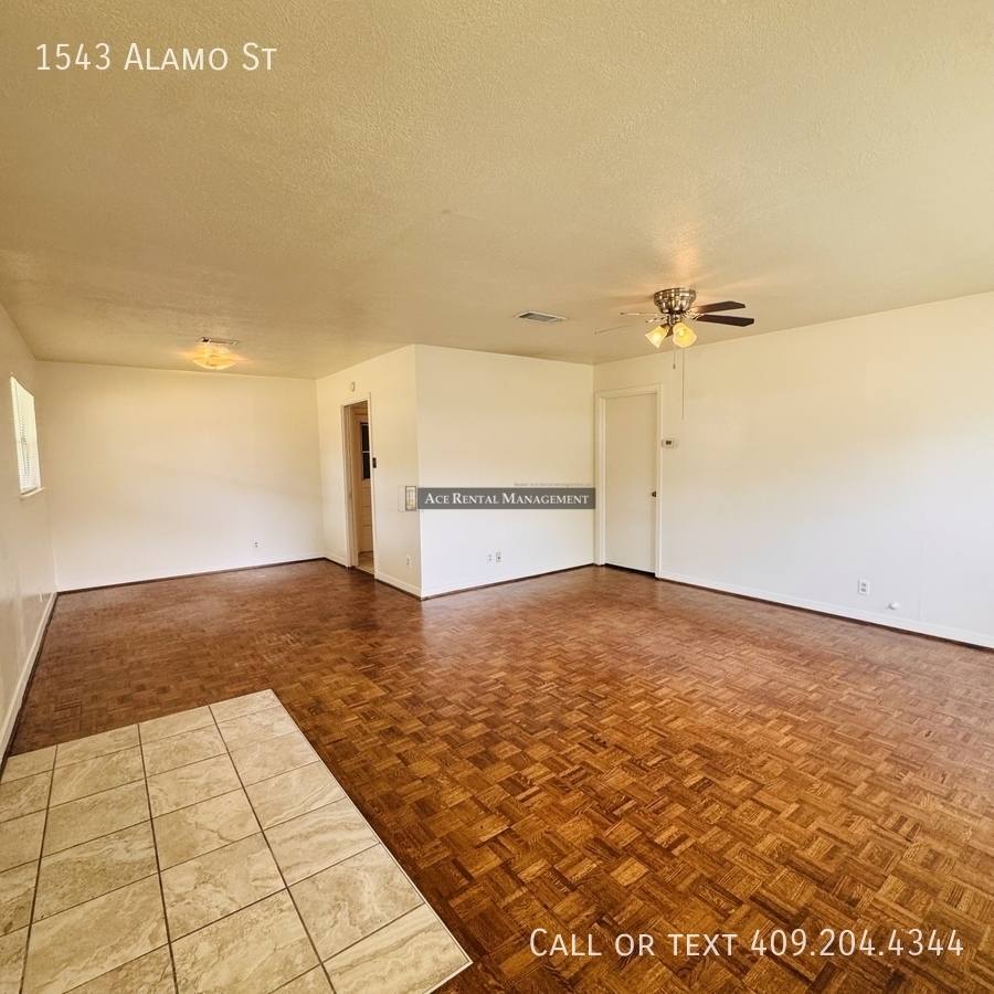 House for rent at 1543 Alamo St, Orange, TX 77630