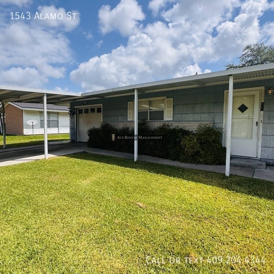 House for rent at 1543 Alamo St, Orange, TX 77630