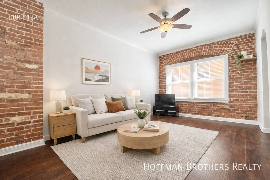 Apartment for rent at 200 S Kenmore Ave #107, Los Angeles, CA 90004