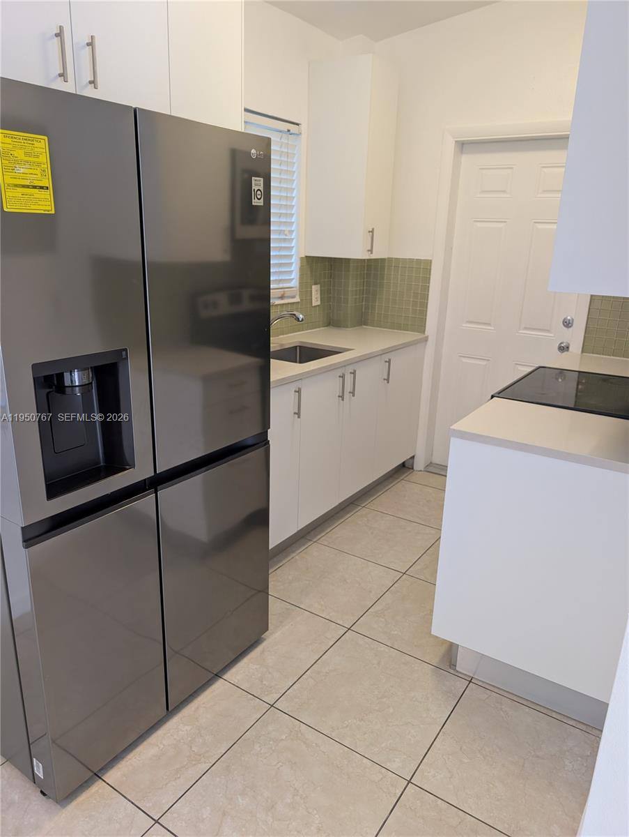 Apartment for rent at 1585 NE 125th St #8, Miami, FL 33161