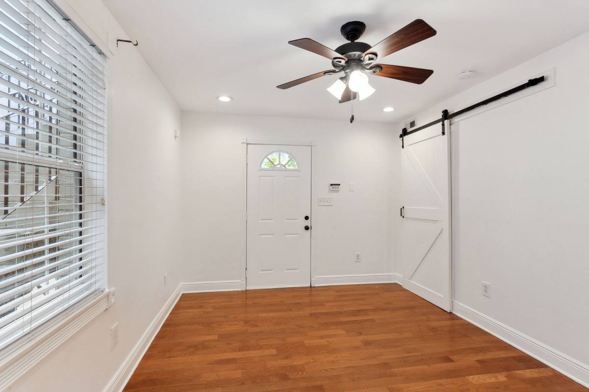 Apartment for rent at 1607 St Ann, New Orleans, LA 70116
