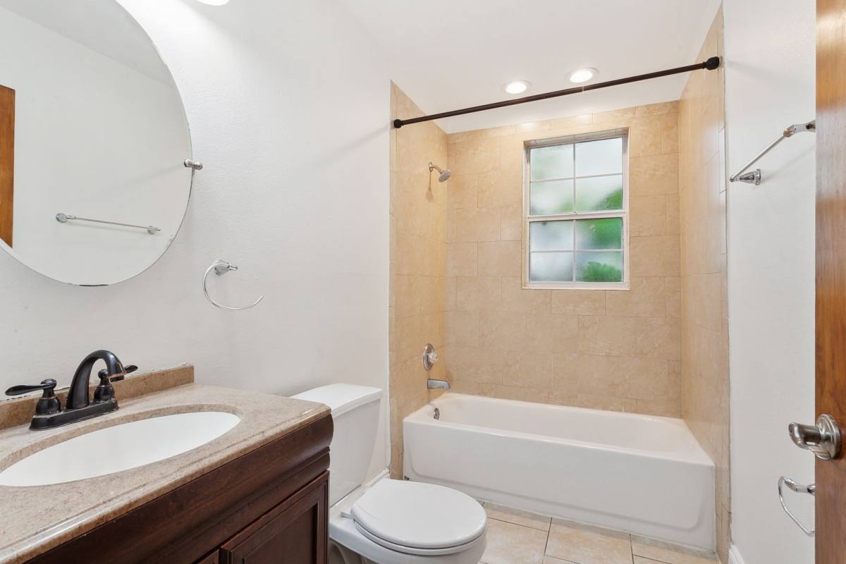 Apartment for rent at 1607 St Ann, New Orleans, LA 70116