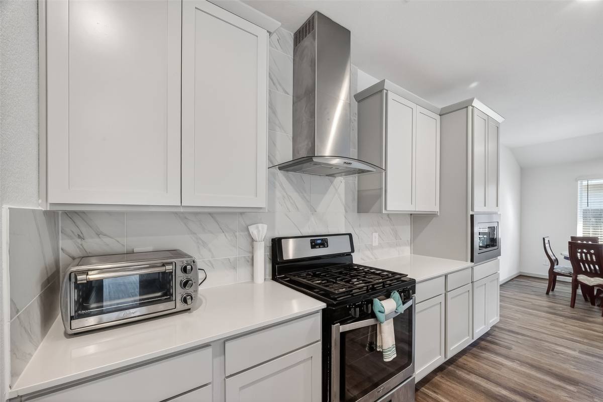 Apartment for rent at 2920 Stamford Hill Lane, Houston, TX 77047