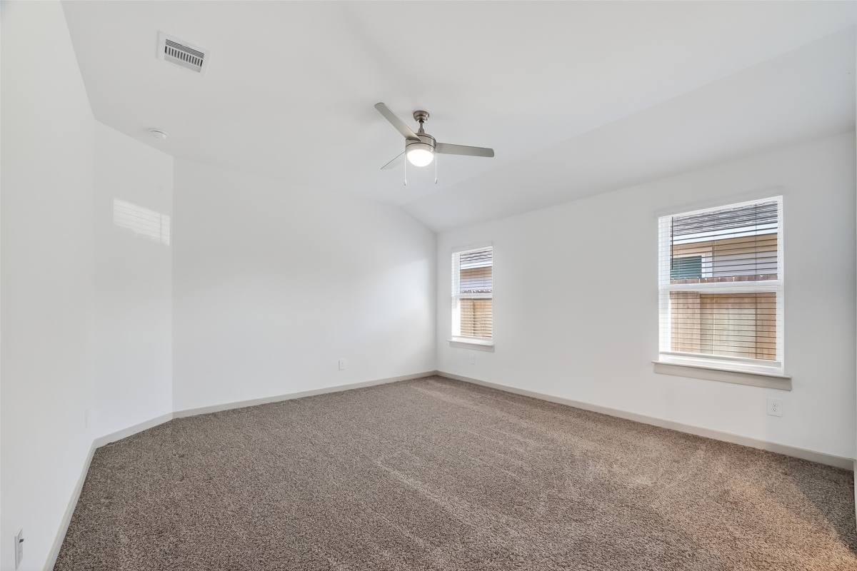 Apartment for rent at 2920 Stamford Hill Lane, Houston, TX 77047