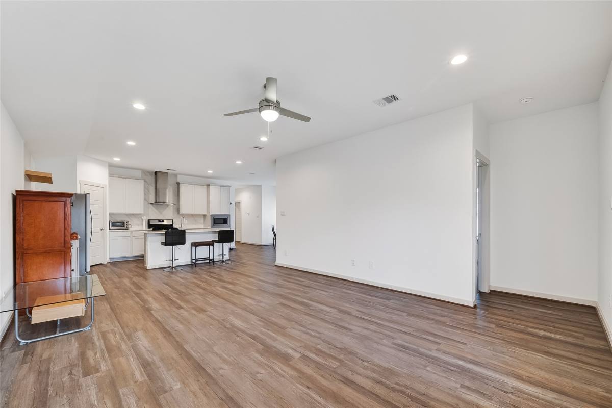 Apartment for rent at 2920 Stamford Hill Lane, Houston, TX 77047