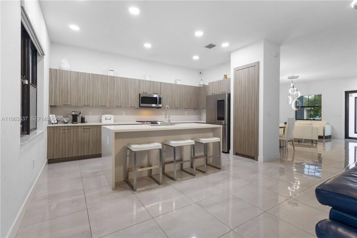 House for rent at 4335 SW 174th Ave, Hollywood, FL 33029