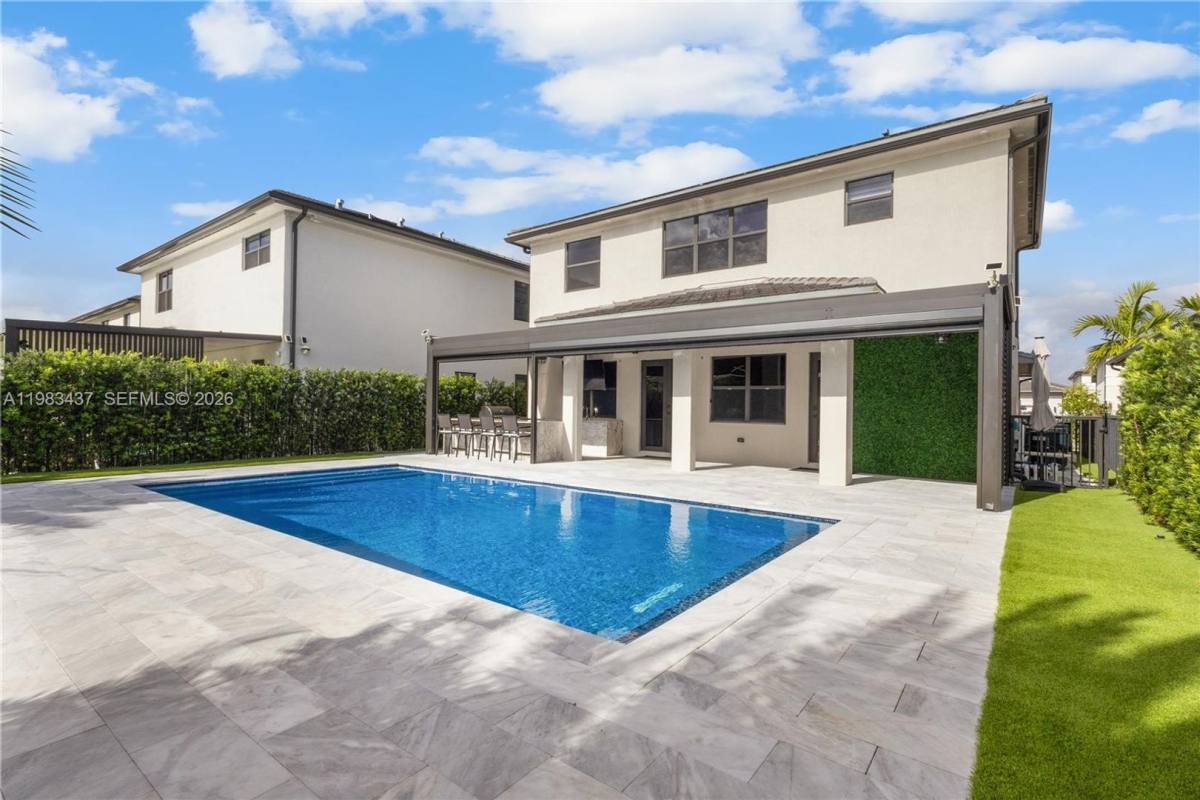 House for rent at 4335 SW 174th Ave, Hollywood, FL 33029