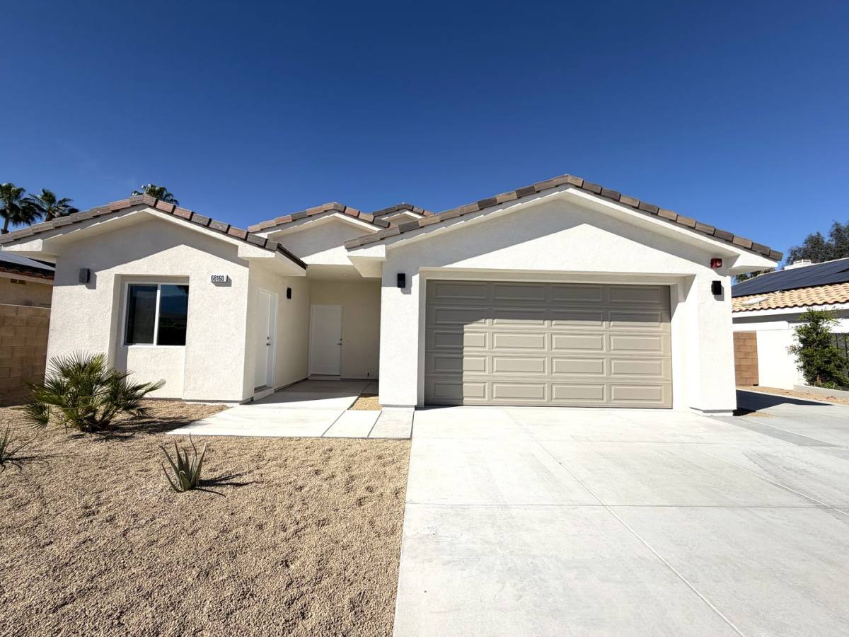 Townhouse for rent at 68160 - 68162 Modalo Rd, Cathedral City, CA 92234