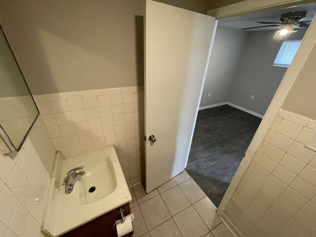 Apartment for rent at 2013 N 11th St, Springfield, IL 62702
