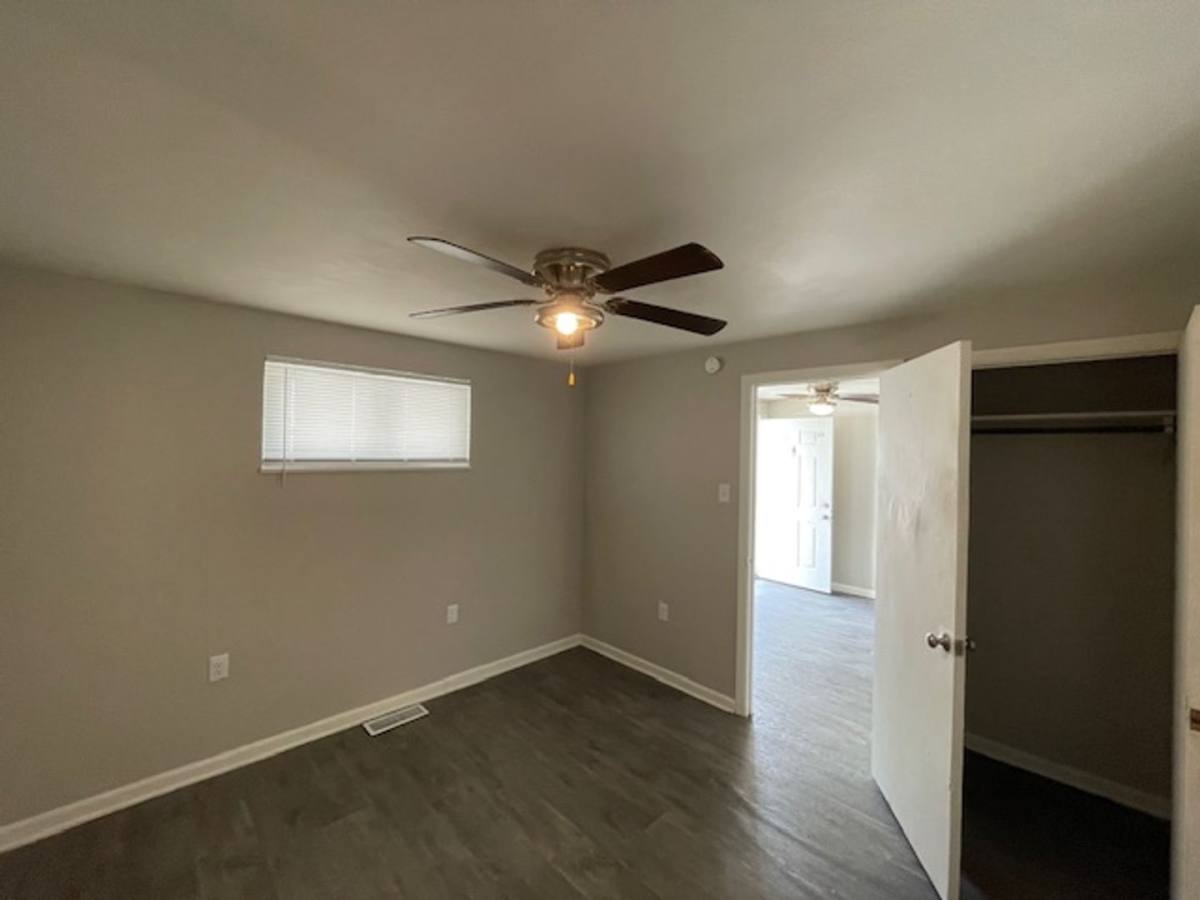 Apartment for rent at 2013 N 11th St, Springfield, IL 62702