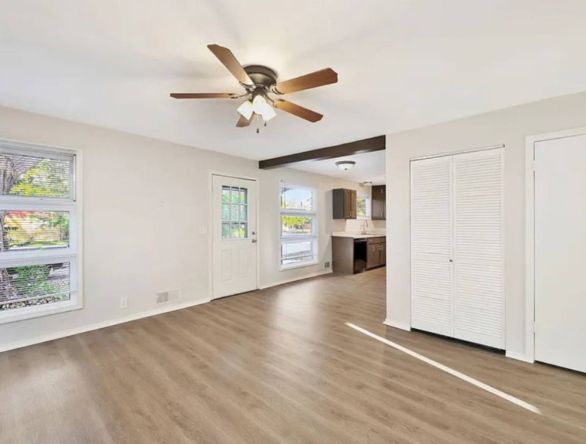 House for rent at 6020 N E Park View St, Wichita, KS 67219