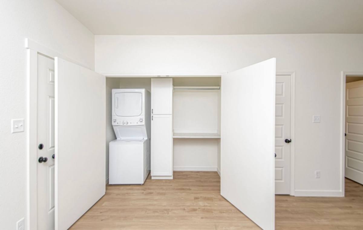 Apartment for rent at 304 SW 4th St, Bryant, AR 72022