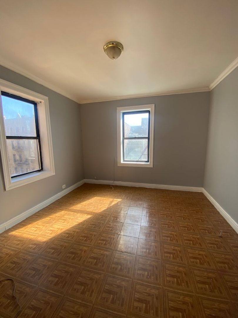 Apartment for rent at 621 W 188th St, New York, NY 10040