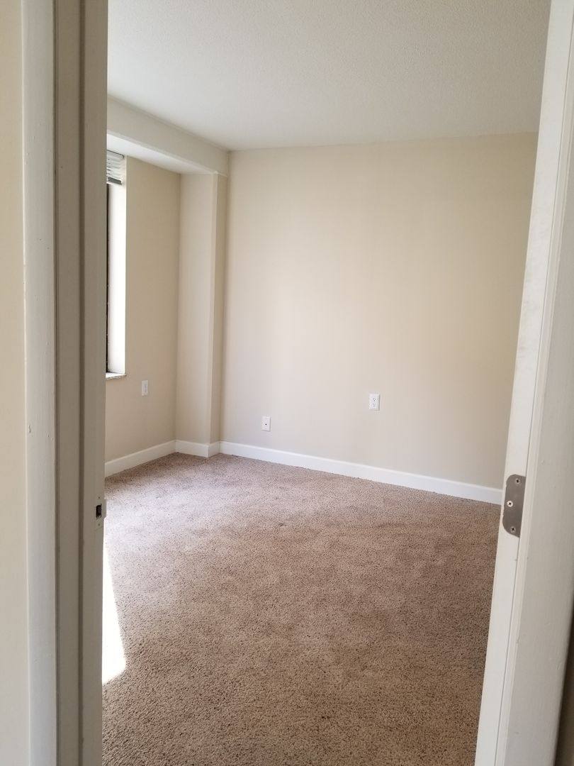Apartment for rent at 111 Garfield Place, Cincinnati, OH 45202