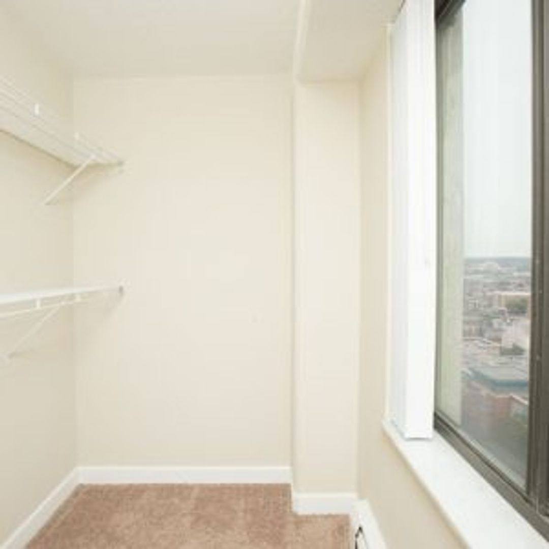 Apartment for rent at 111 Garfield Place, Cincinnati, OH 45202