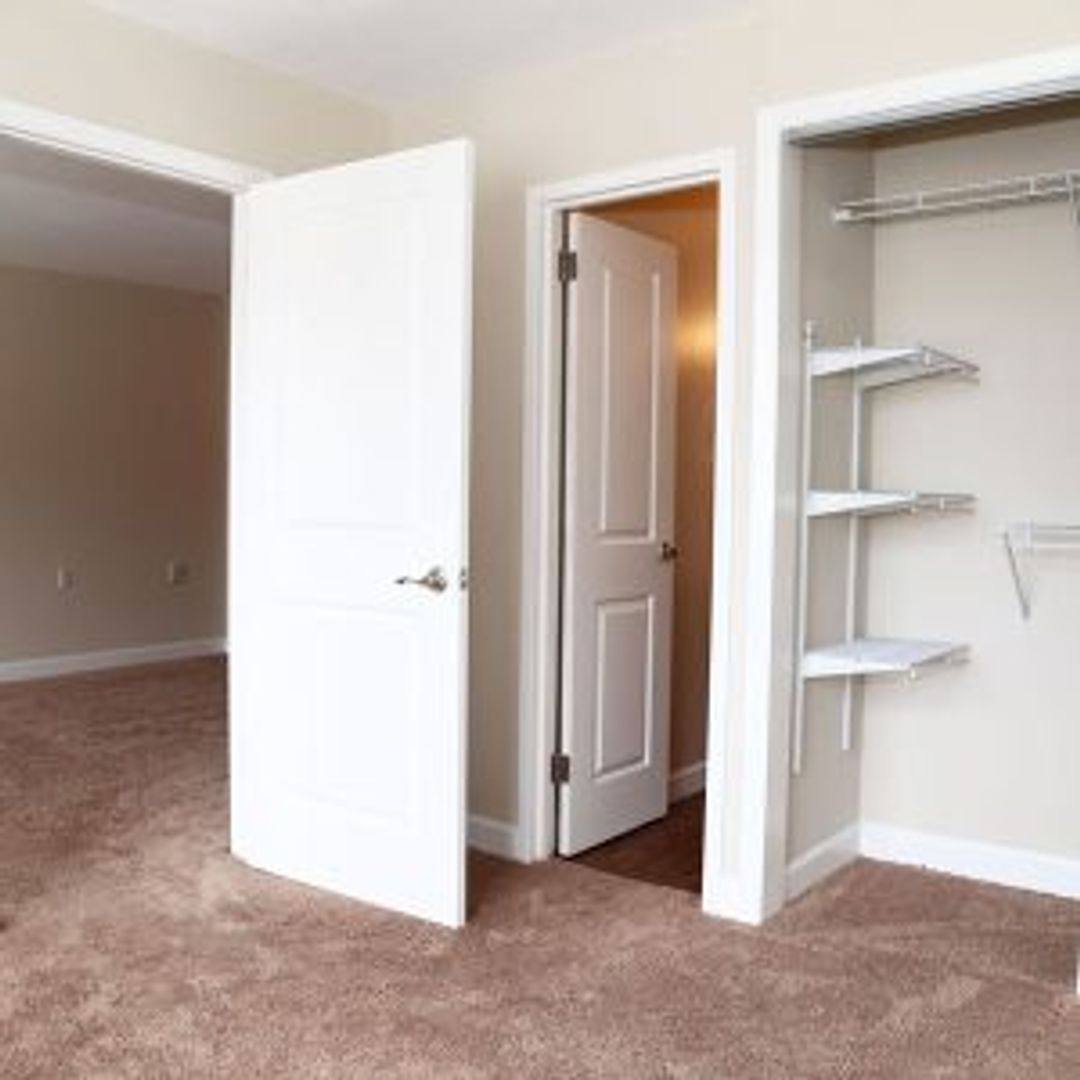 Apartment for rent at 111 Garfield Place, Cincinnati, OH 45202
