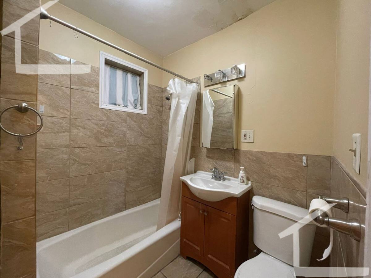 Apartment for rent at 192 Kelton St #A2, Allston, MA 02134