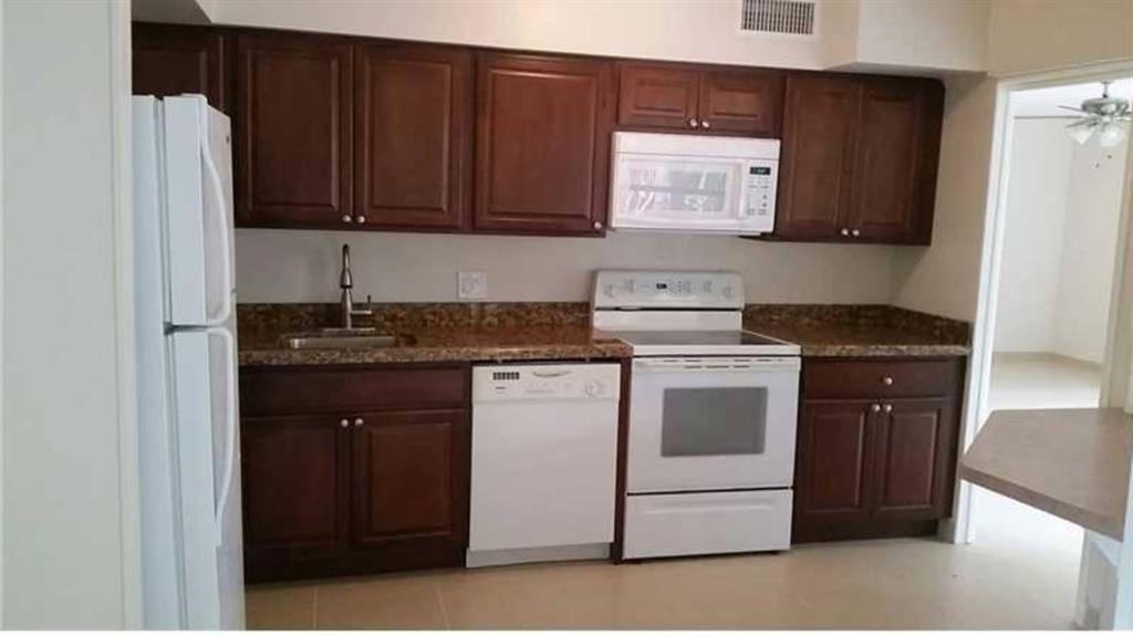 Apartment for rent at 615 NE 8th Ave #615-5, Fort Lauderdale, FL 33304