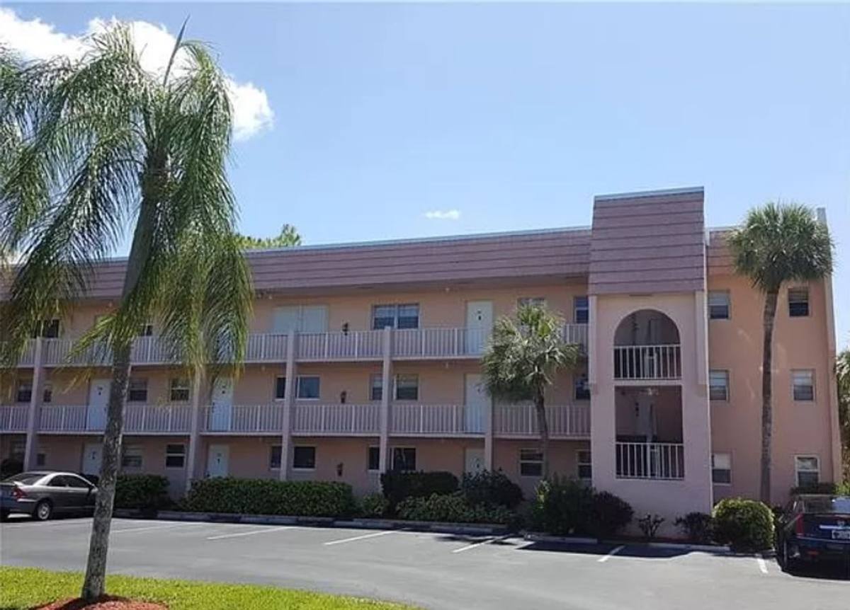 Apartment for rent at 175 Turtle Lake Court, Naples, FL 34105