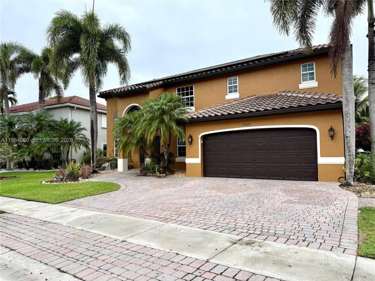 House for rent at 19909 SW 7th Place, Hollywood, FL 33029