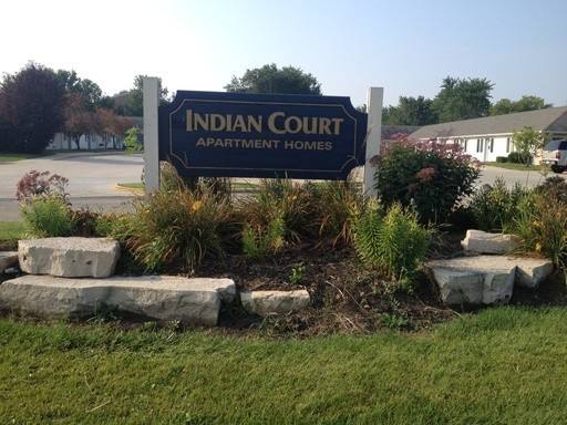 Apartment for rent at 1301 E Indian Trail, Aurora, IL 60505