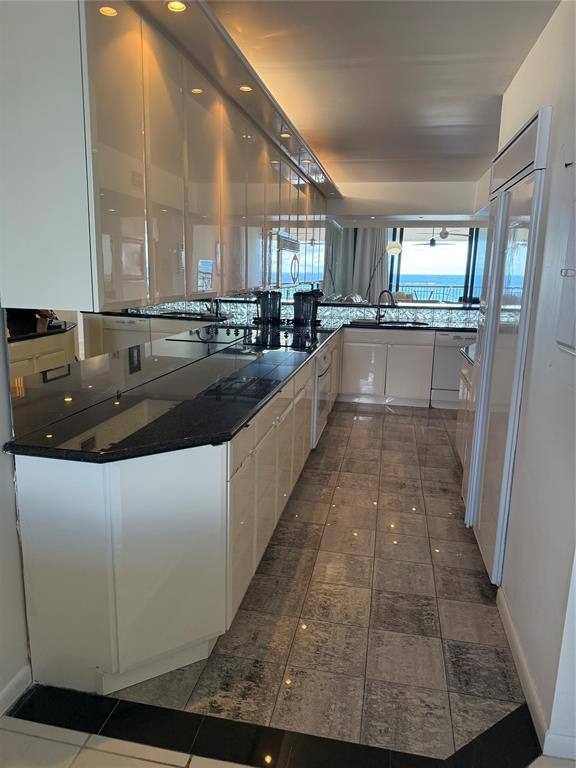 Townhouse for rent at 520 N Ocean Blvd #13, Pompano Beach, FL 33062