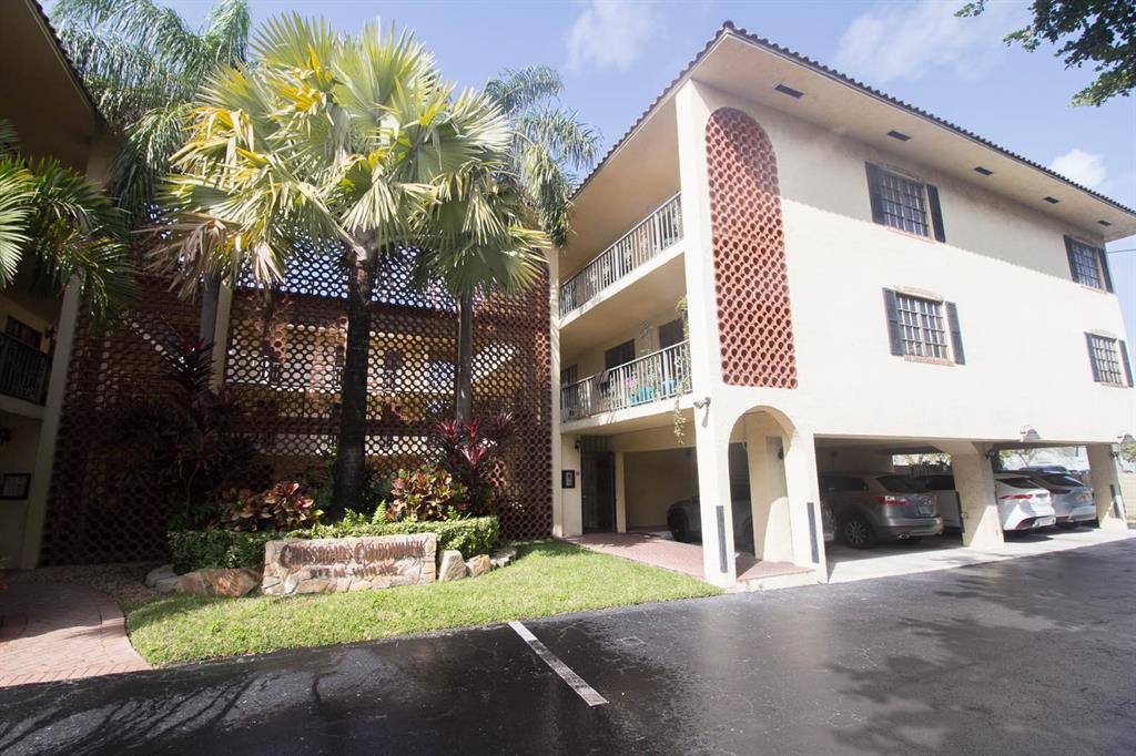 Apartment for rent at 917 NE 16th Ave #16, Fort Lauderdale, FL 33304