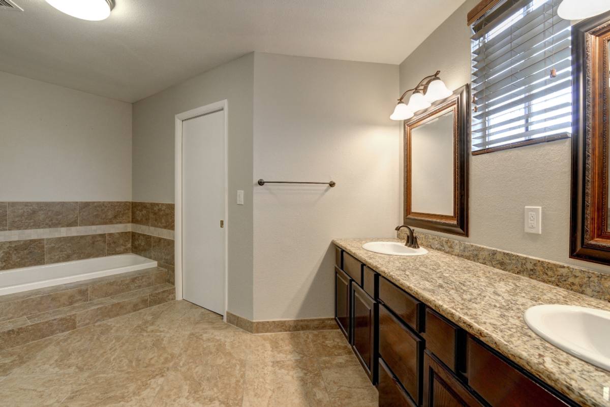 House for rent at 519 W 13th St, Tempe, AZ 85281