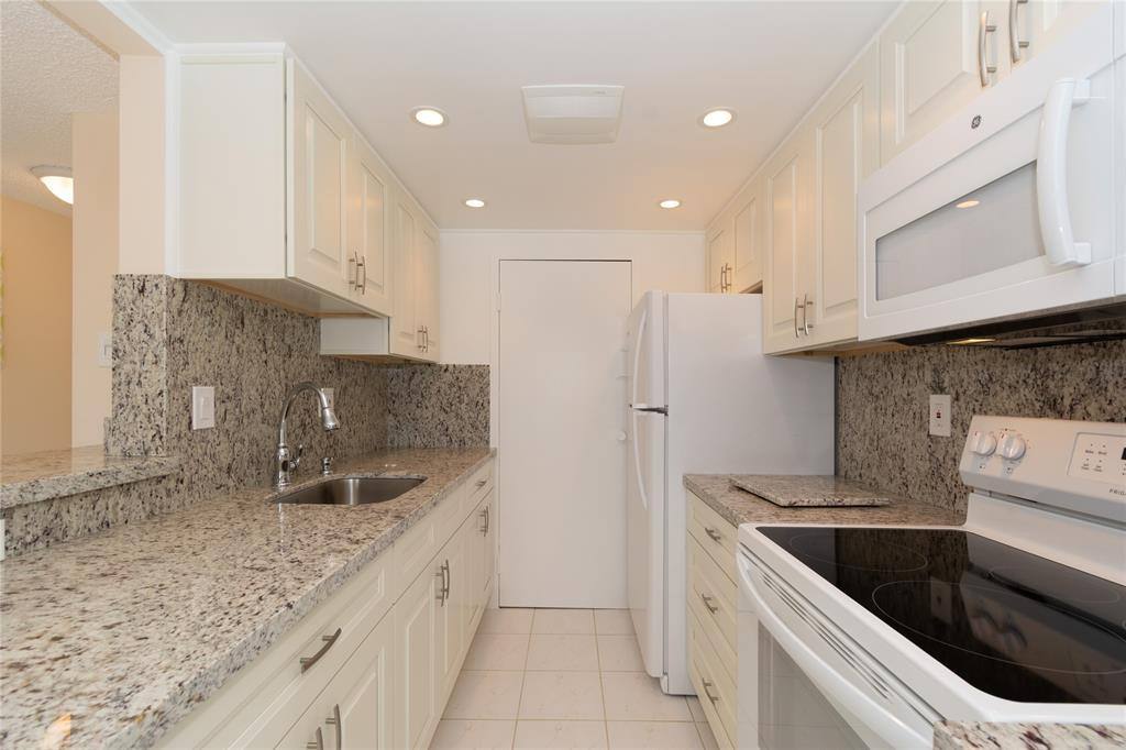 Apartment for rent at 720 Orton Ave #607, Fort Lauderdale, FL 33304