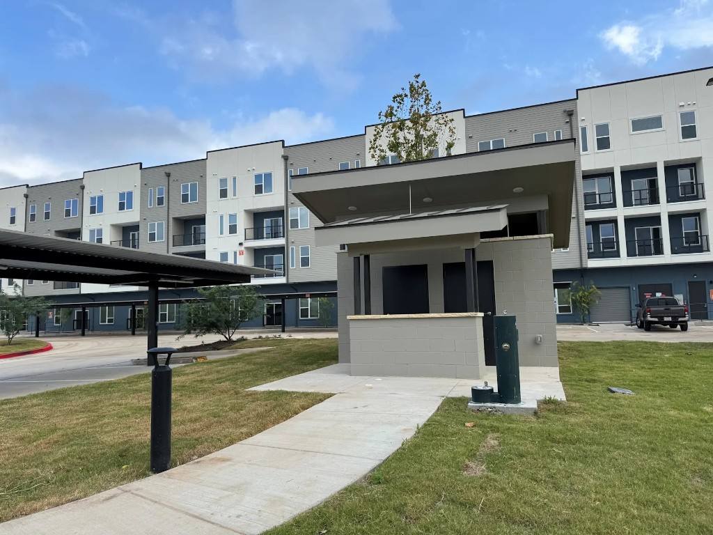 Apartment for rent at 320 Goll St #1117, Kyle, TX 78640