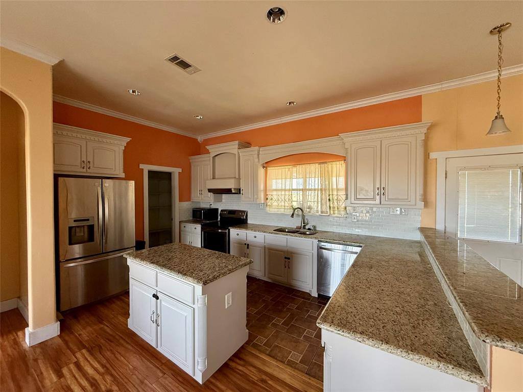 Apartment for rent at 487 County Rd 2622 #487, Decatur, TX 76234
