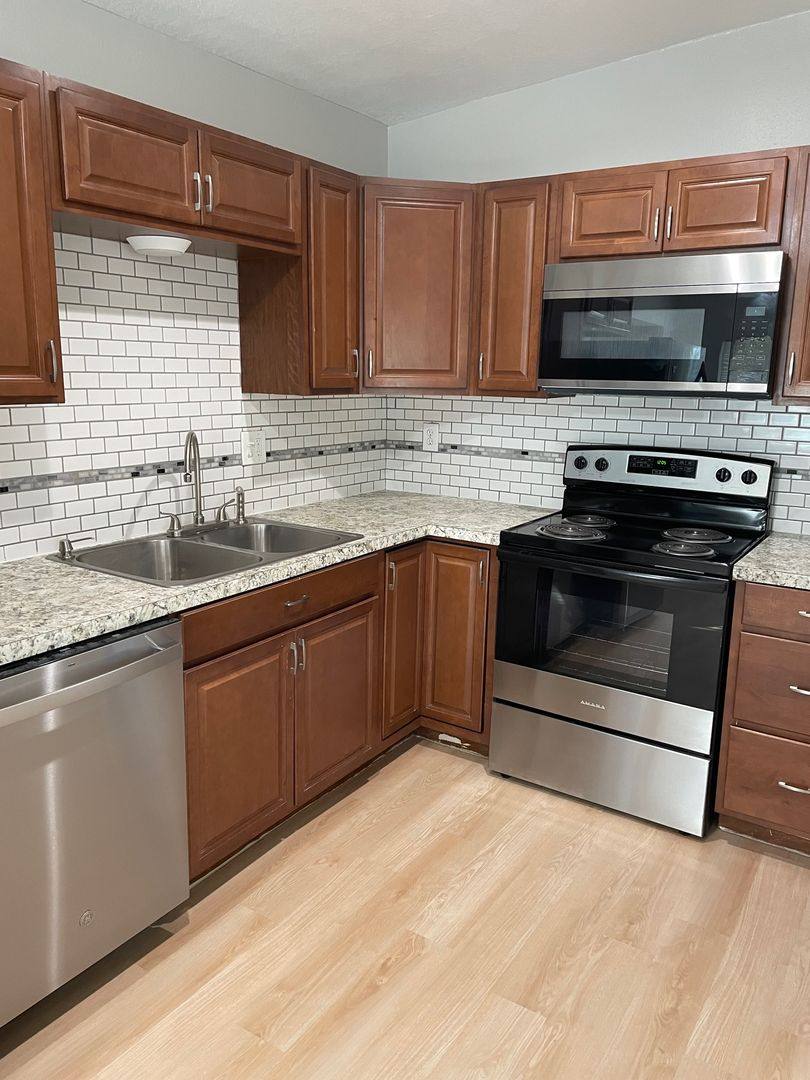 House for rent at 5171 N Orange Ave, Winter Park, FL 32792