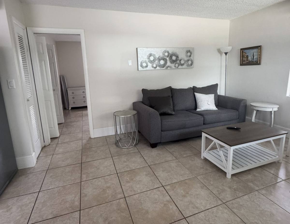 Townhouse for rent at 1196 Angle Rd, Dunedin, FL 34698