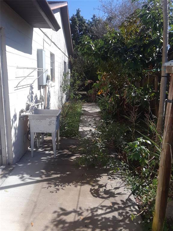 Apartment for rent at 1303 Candlewyck Dr, Orlando, FL 32807
