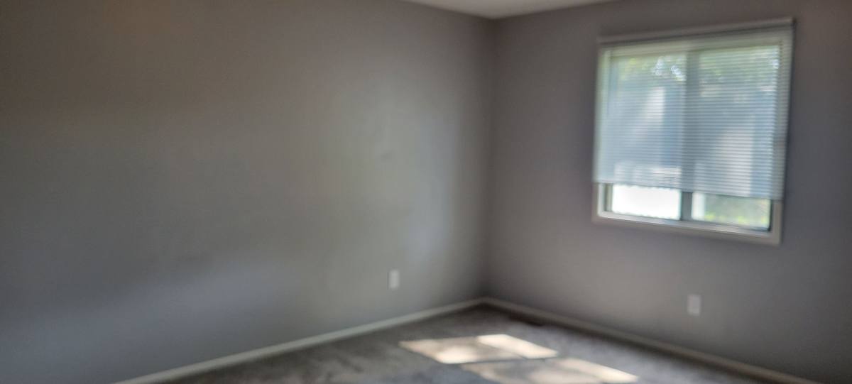 House for rent at 5178 148th St W, Saint Paul, MN 55124
