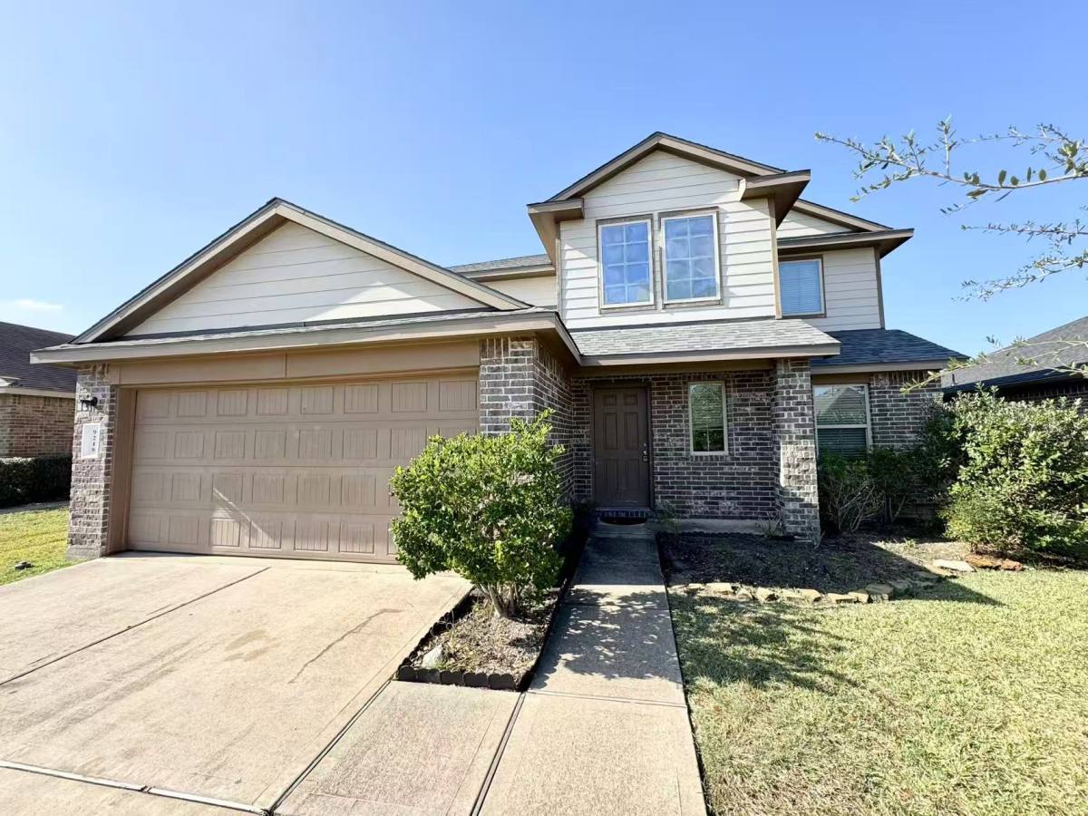Apartment for rent at 9218 Adobe Sky Court, Richmond, TX 77407
