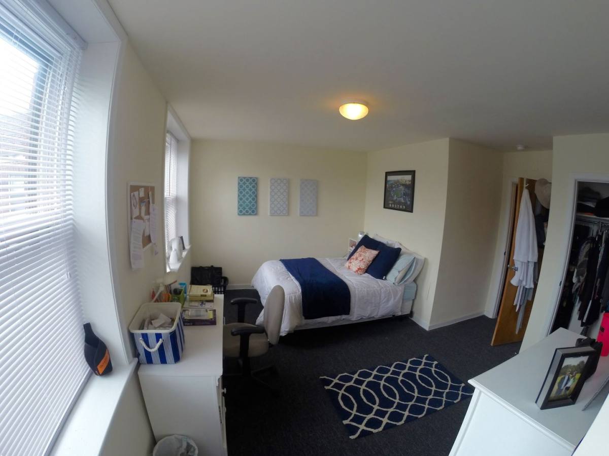 Apartment for rent at 4045 Baltimore Ave, Philadelphia, PA 19104