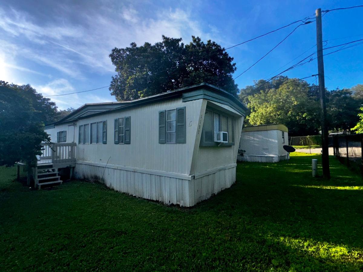 House for rent at 1137 S Christiana Ave, Apopka, FL 32703